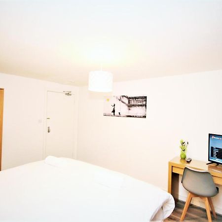 The Aldgate Rooms Londres Extérieur photo