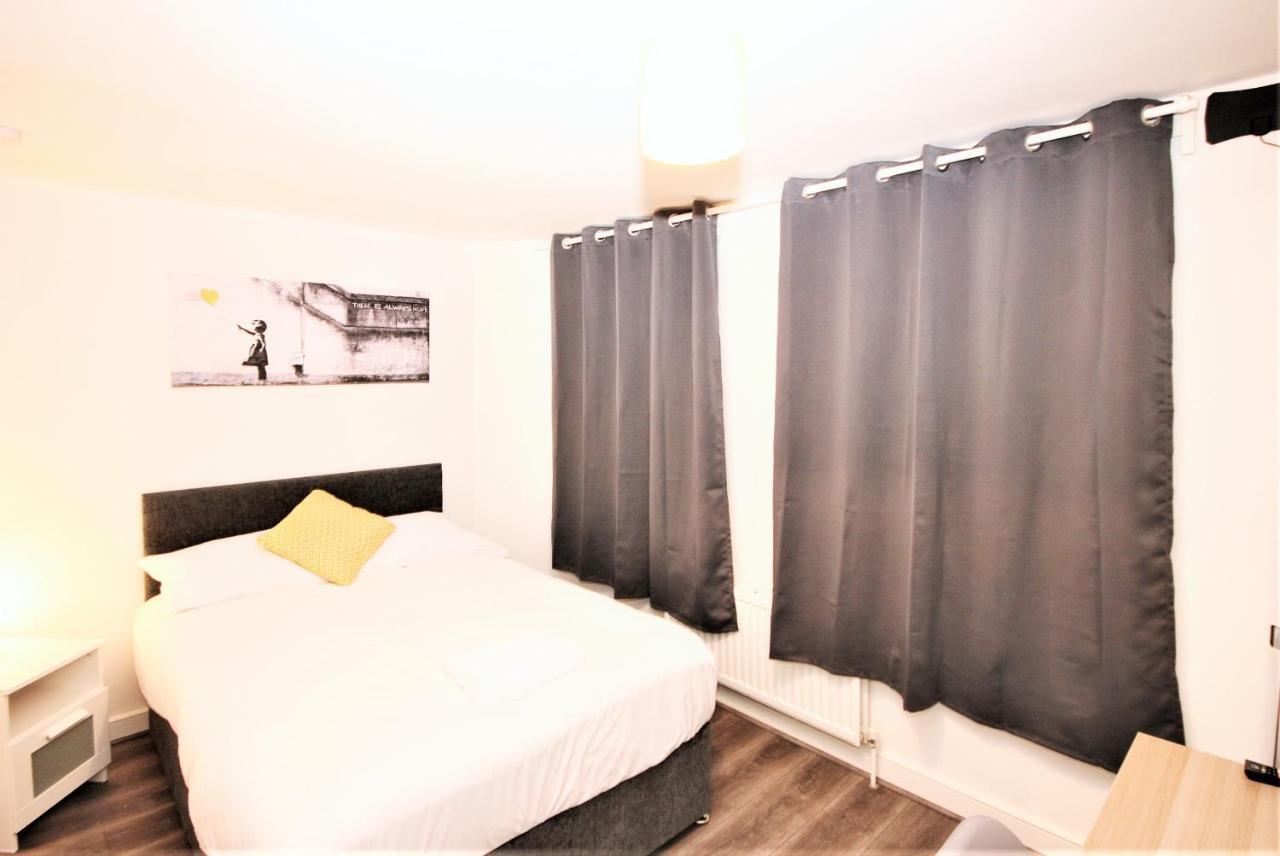 The Aldgate Rooms Londres Extérieur photo